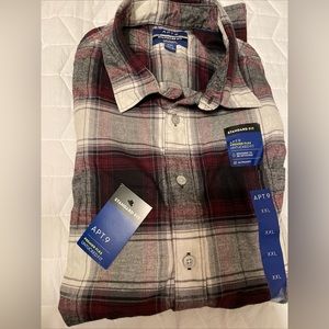 NWT Men's Untucked Fit  APT.9 Button-Down Shirt, Size XXL